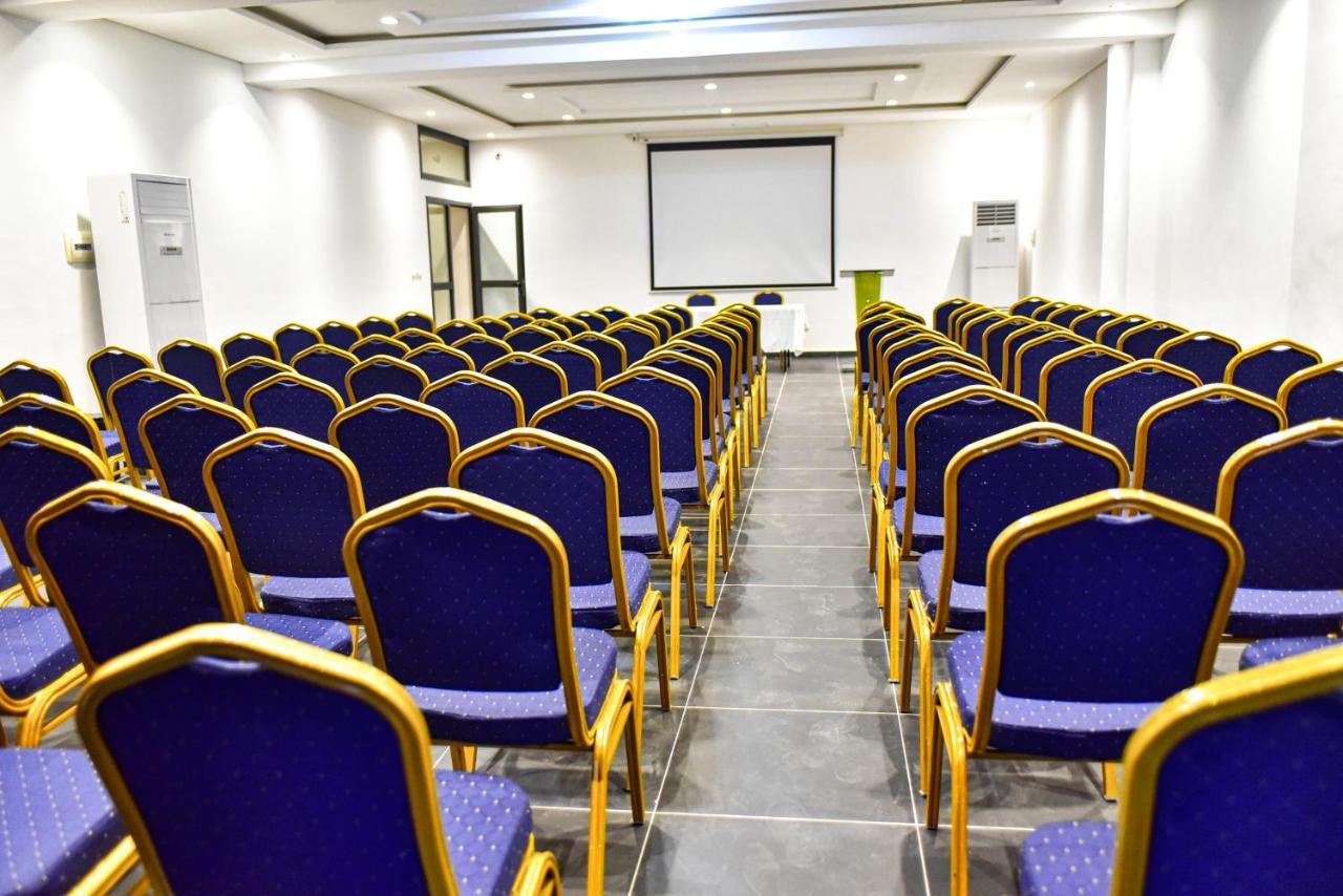Robert'S Hotel Abidjan Luaran gambar